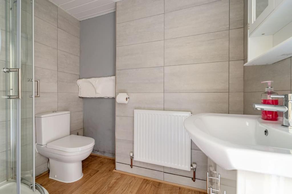The Blue House Holiday Home Egremont  Экстерьер фото