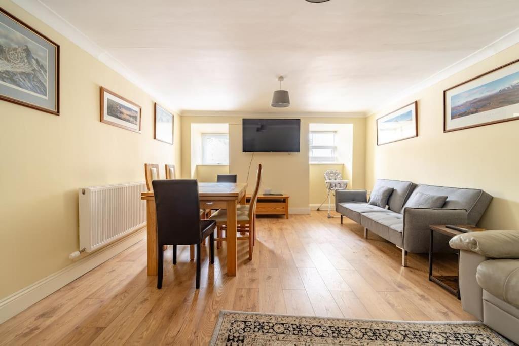The Blue House Holiday Home Egremont  Экстерьер фото